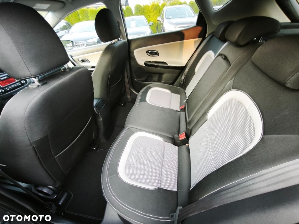 Kia Ceed - 13
