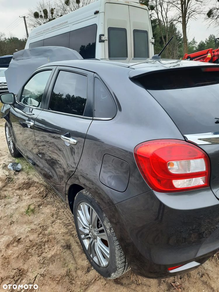 Suzuki Baleno 1.2 Dualjet Club - 3