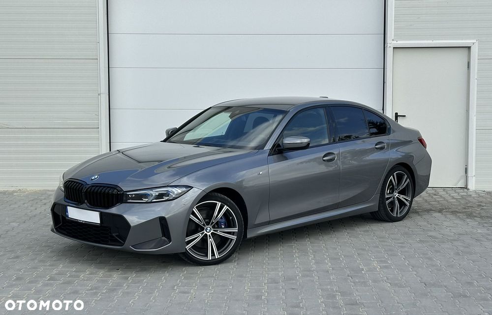BMW Seria 3 330i xDrive M Sport sport - 2