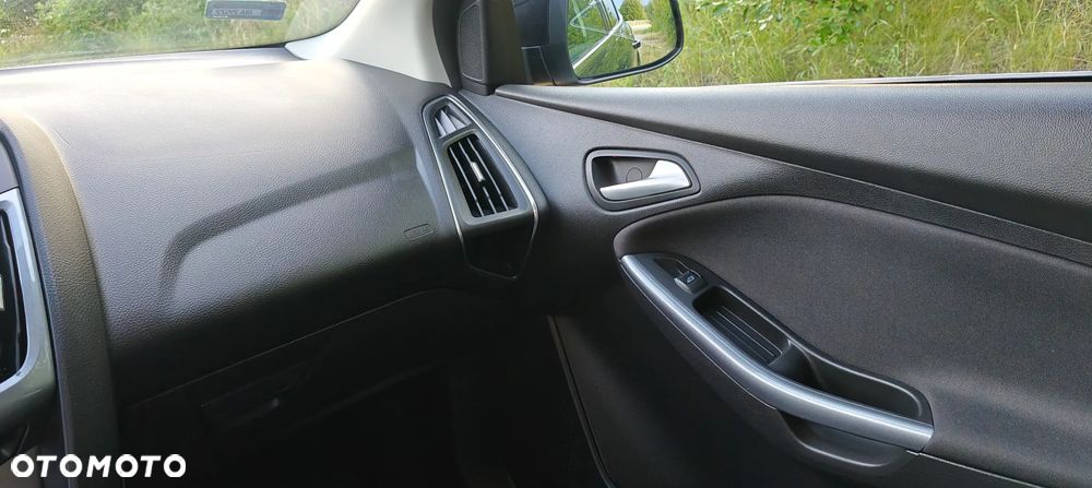 Ford Focus 1.6 TDCi Titanium ECOnetic - 23