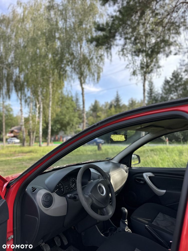 Dacia Sandero - 6