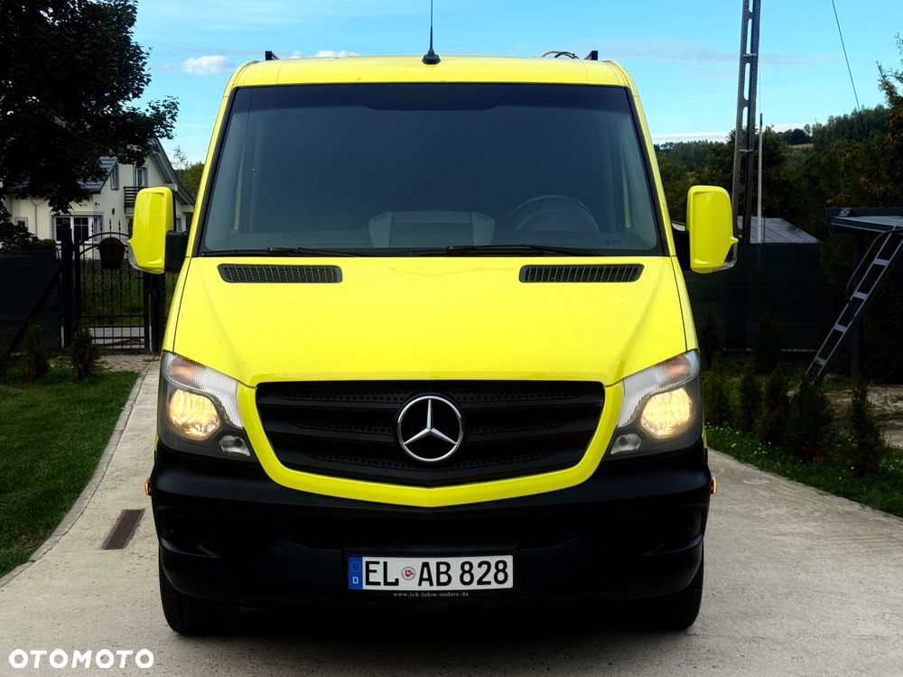 Mercedes-Benz Sprinter - 32