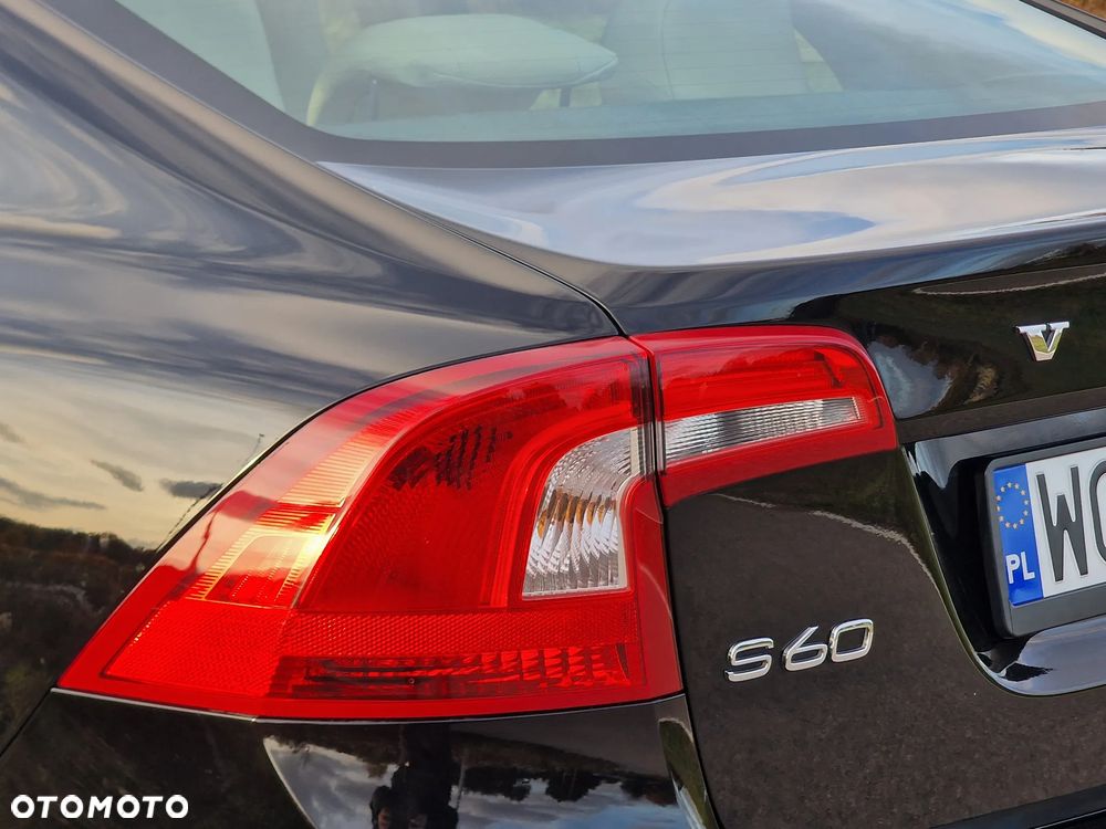 Volvo S60 T5 Geartronic Summum - 16