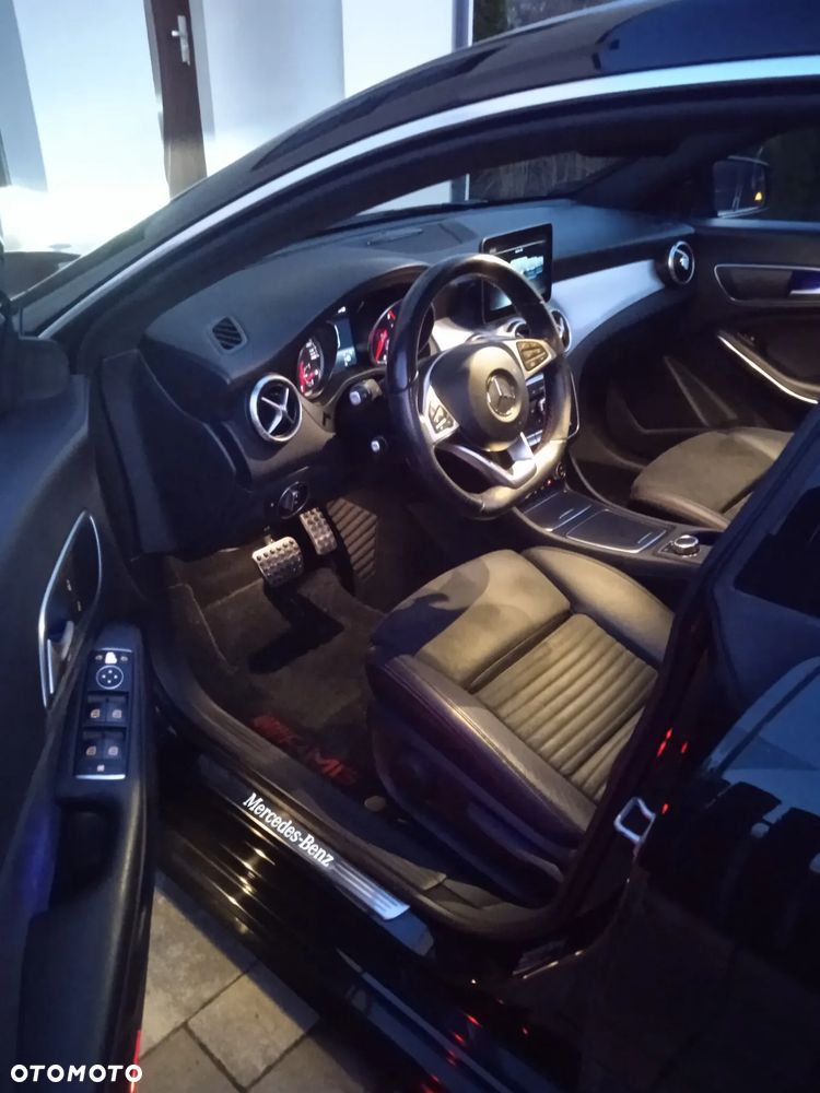 Mercedes-Benz CLA 200 (CDI) d 7G-DCT AMG Line - 10