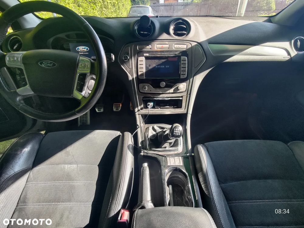 Ford Mondeo 2.5 Titanium - 4