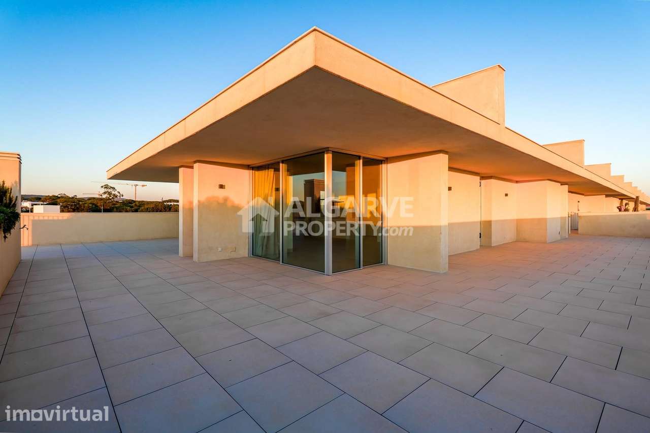 Apartamento T3 Top Floor a estrear orientado a Sul, com vista Golfe em - Grande imagem: 4/31