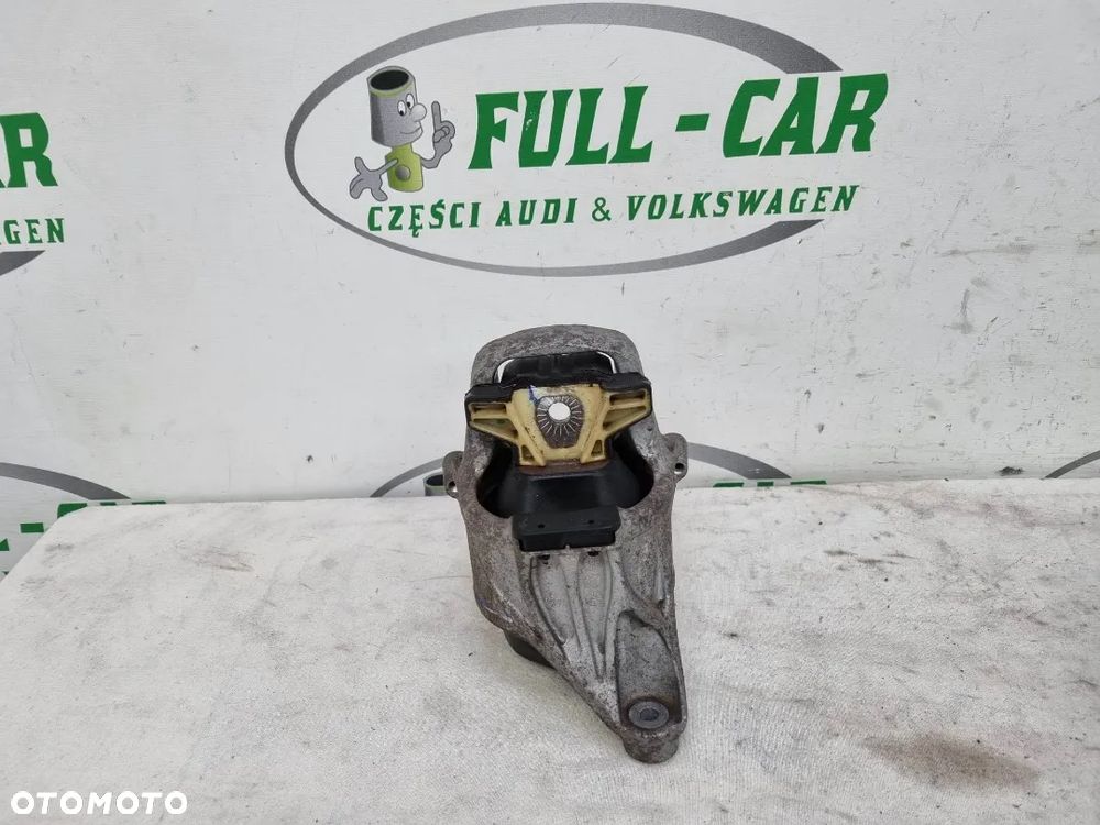 AUDI A4 A5 8W PODUSZKA SILNIKA LEWA PRAWA 8W0199371CR 8W0199372CR - 7