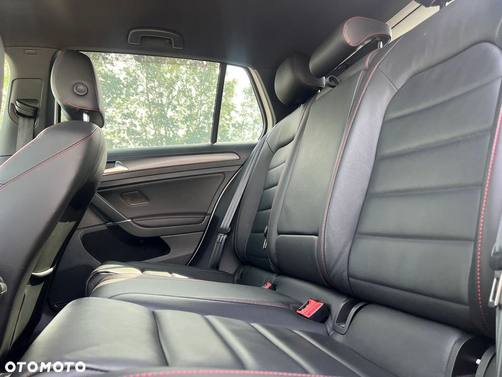Volkswagen Golf GTI 2.0 TSI OPF DSG Performance - 16