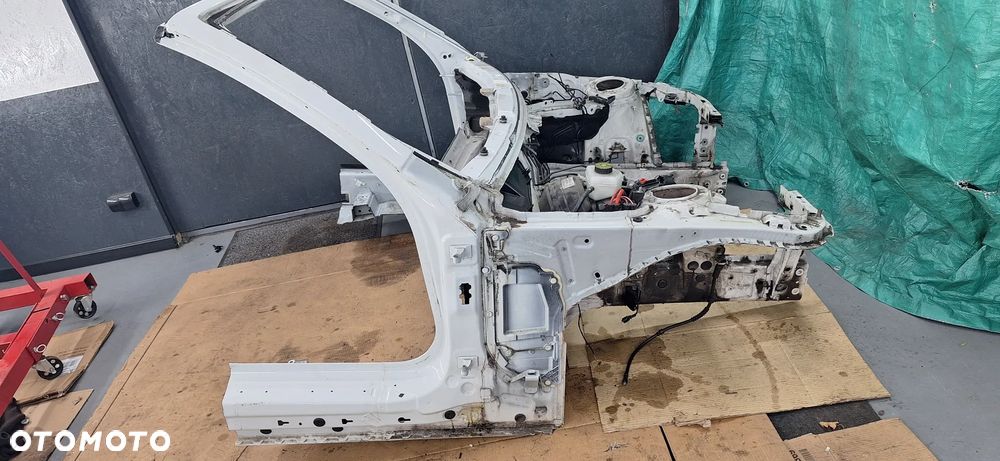 BMW 4 F33 M4 F83 ĆWIARTKA FARTUCH PRAWY PRZÓD PRAWA PRZEDNIA PODŁUŻNICA ĆWIARA SŁUPEK A DACH RAMA A300 ALPINWEISS BIAŁA - 2