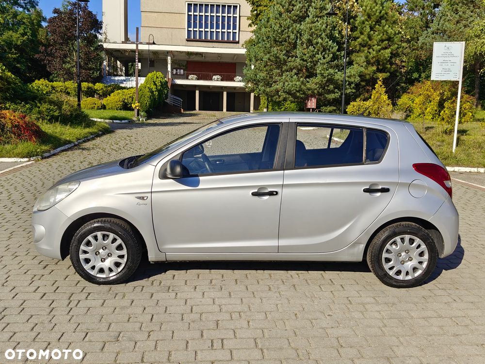 Hyundai i20 1.2 Classic + - 5