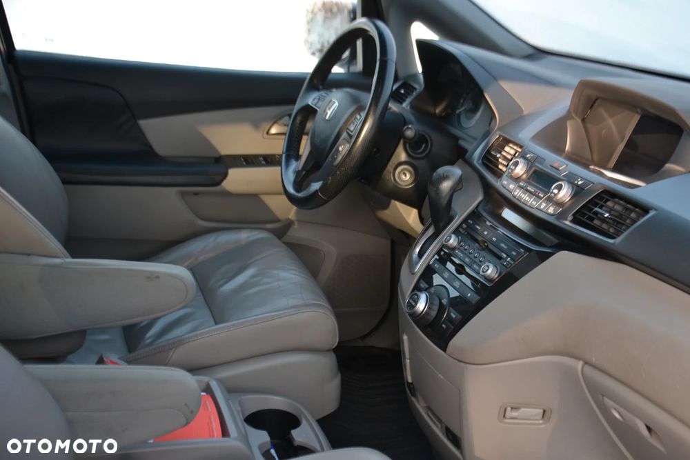 Honda Odyssey 3.5 EX - 13