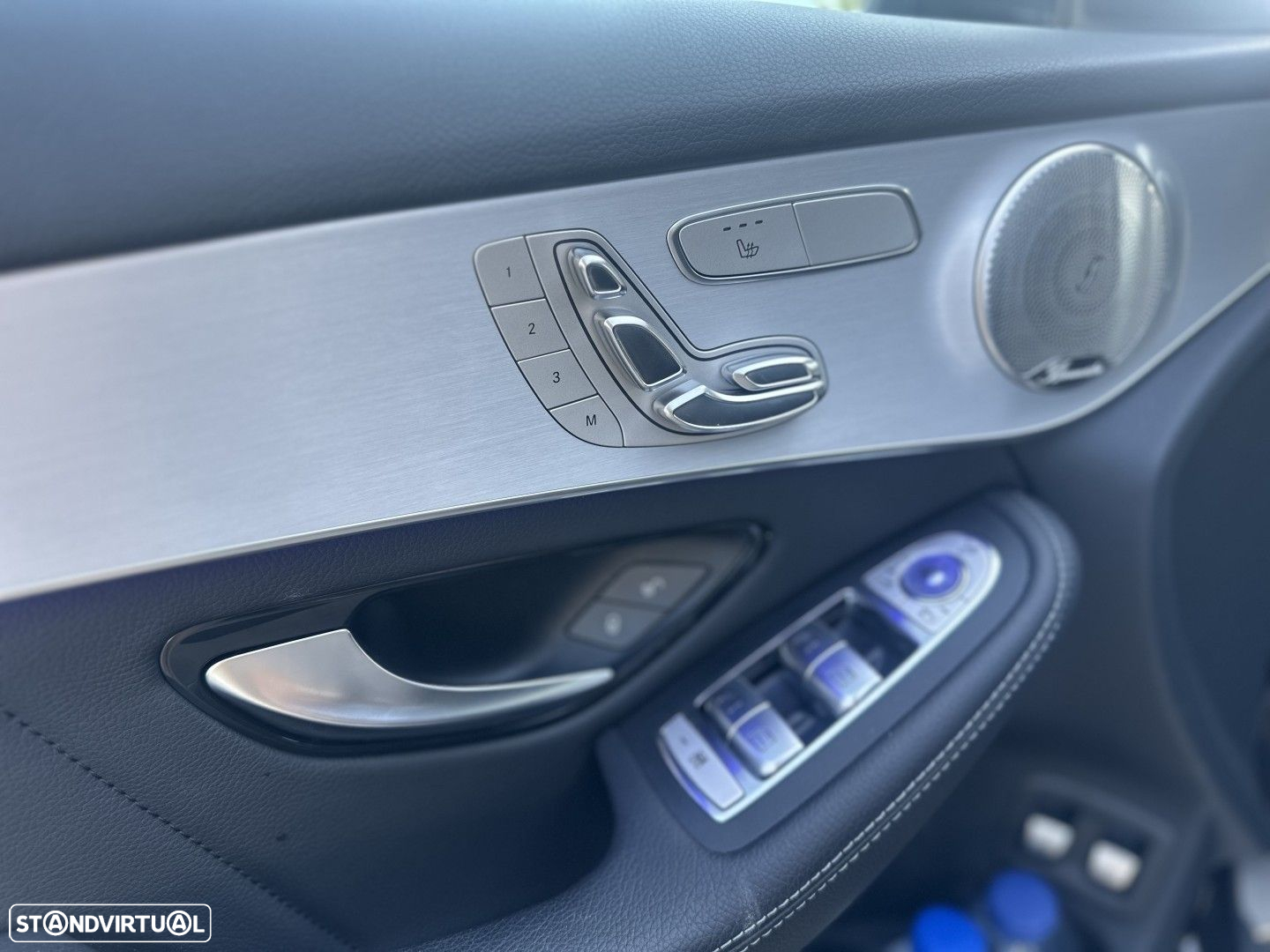 Mercedes-Benz GLC 300 e 4Matic 9G-TRONIC AMG Line - 10