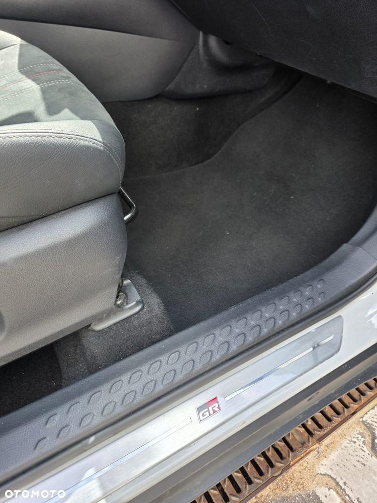Toyota C-HR 1.8 Hybrid GPF GR Sport - 9