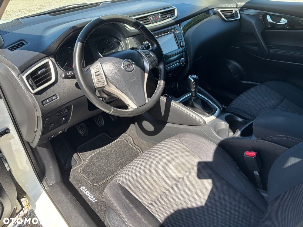 Nissan Qashqai 1.6 DCi 4x4 Tekna - 7