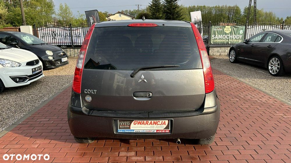 Mitsubishi Colt - 7