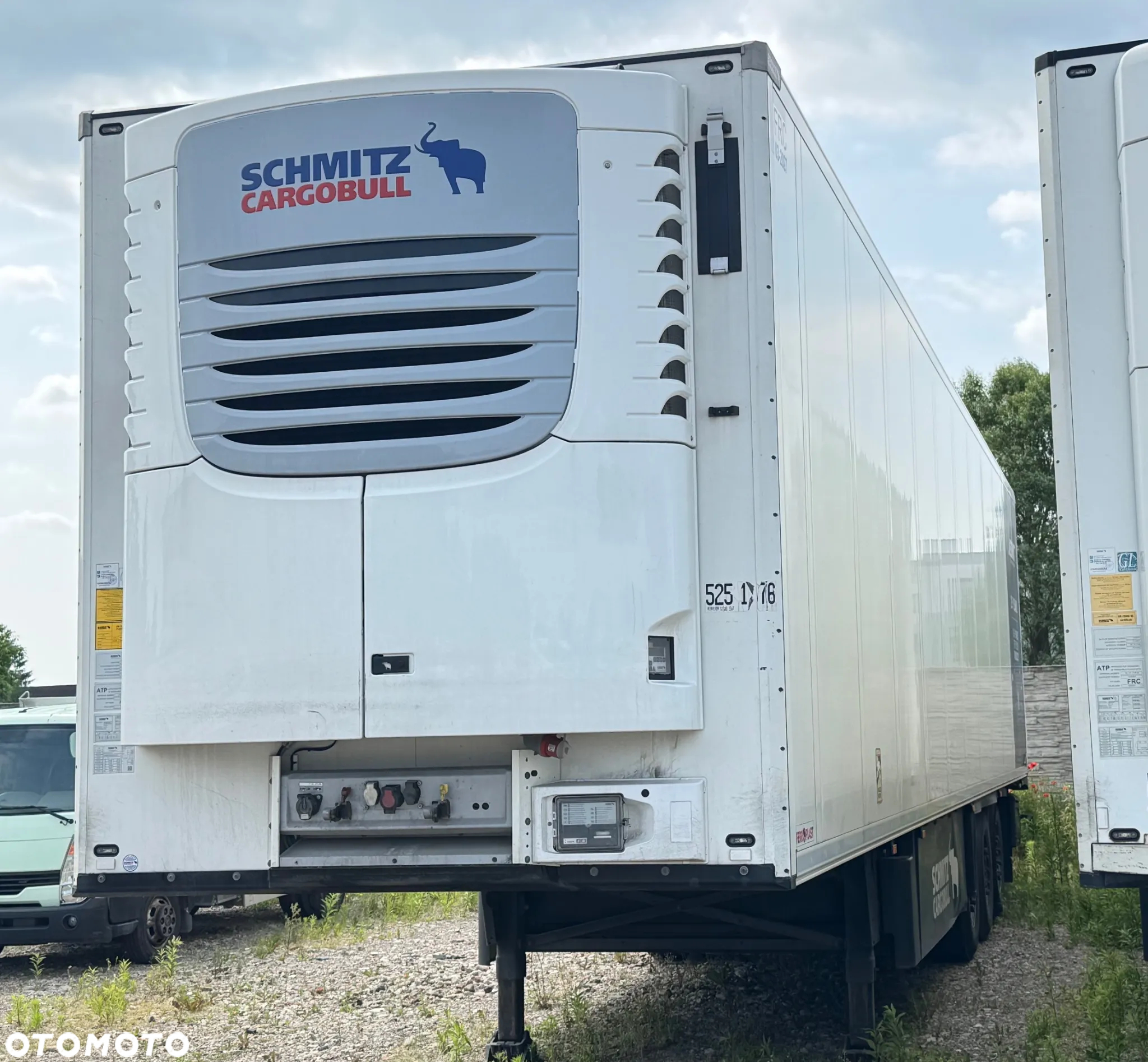 Schmitz Cargobull Doppel Stock Agregat Spalinowo-Elektryczny Oś podnoszona 3276 mth - 2
