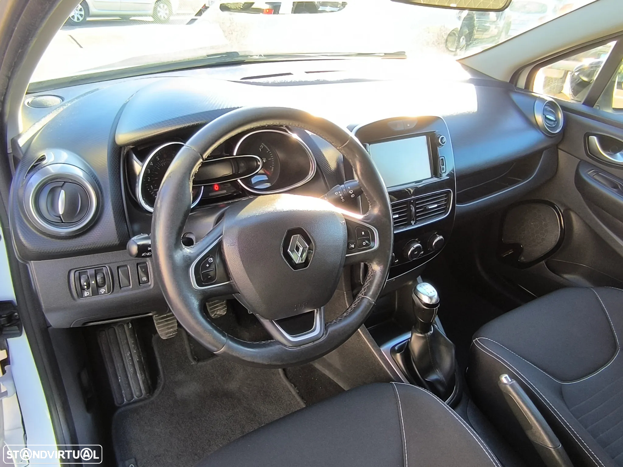Renault Clio 0.9 TCe Limited Edition - 8