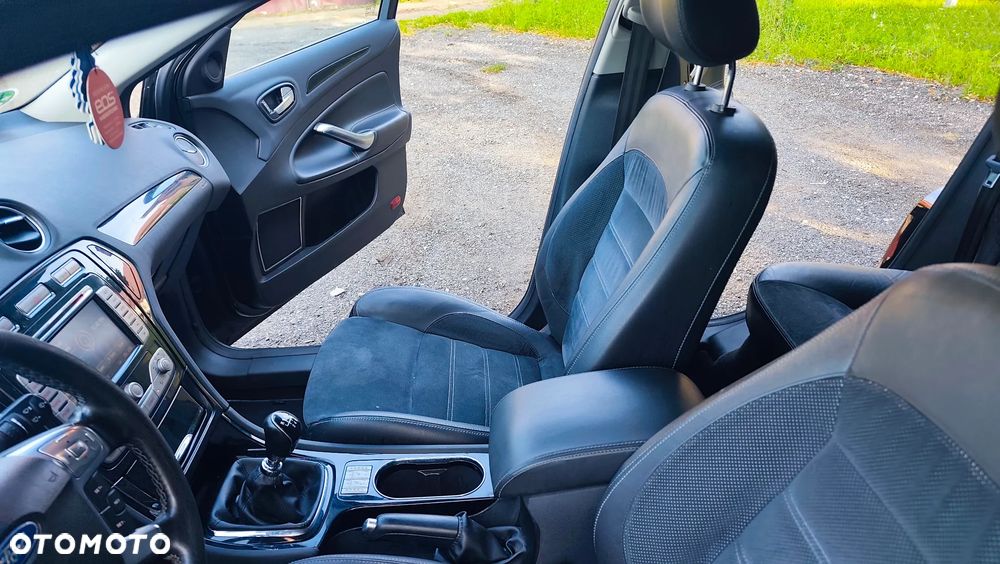 Ford Mondeo 2.0 TDCi Titanium S - 28