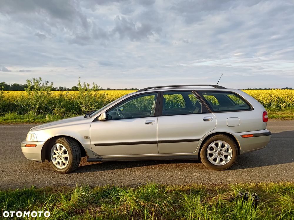 Volvo V40 1.9 D Classic Limited Edition Comfort - 2
