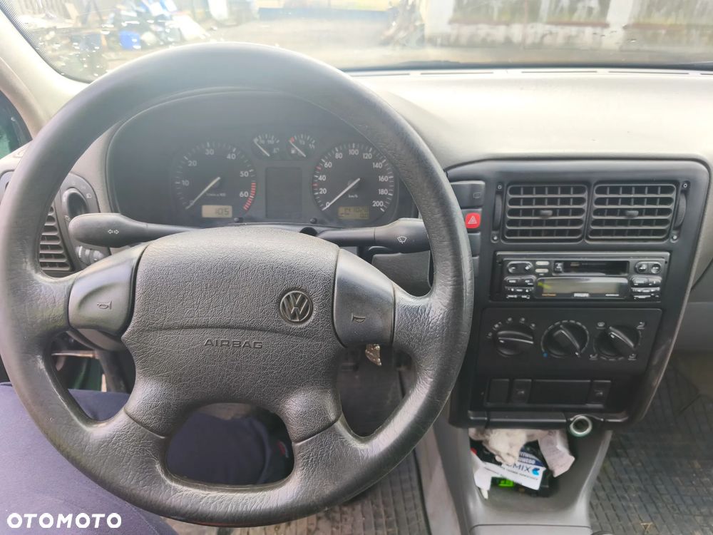 Volkswagen Polo - 7