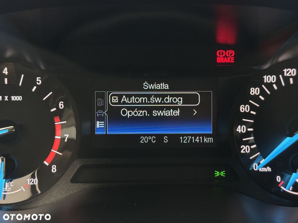 Ford Mondeo - 28