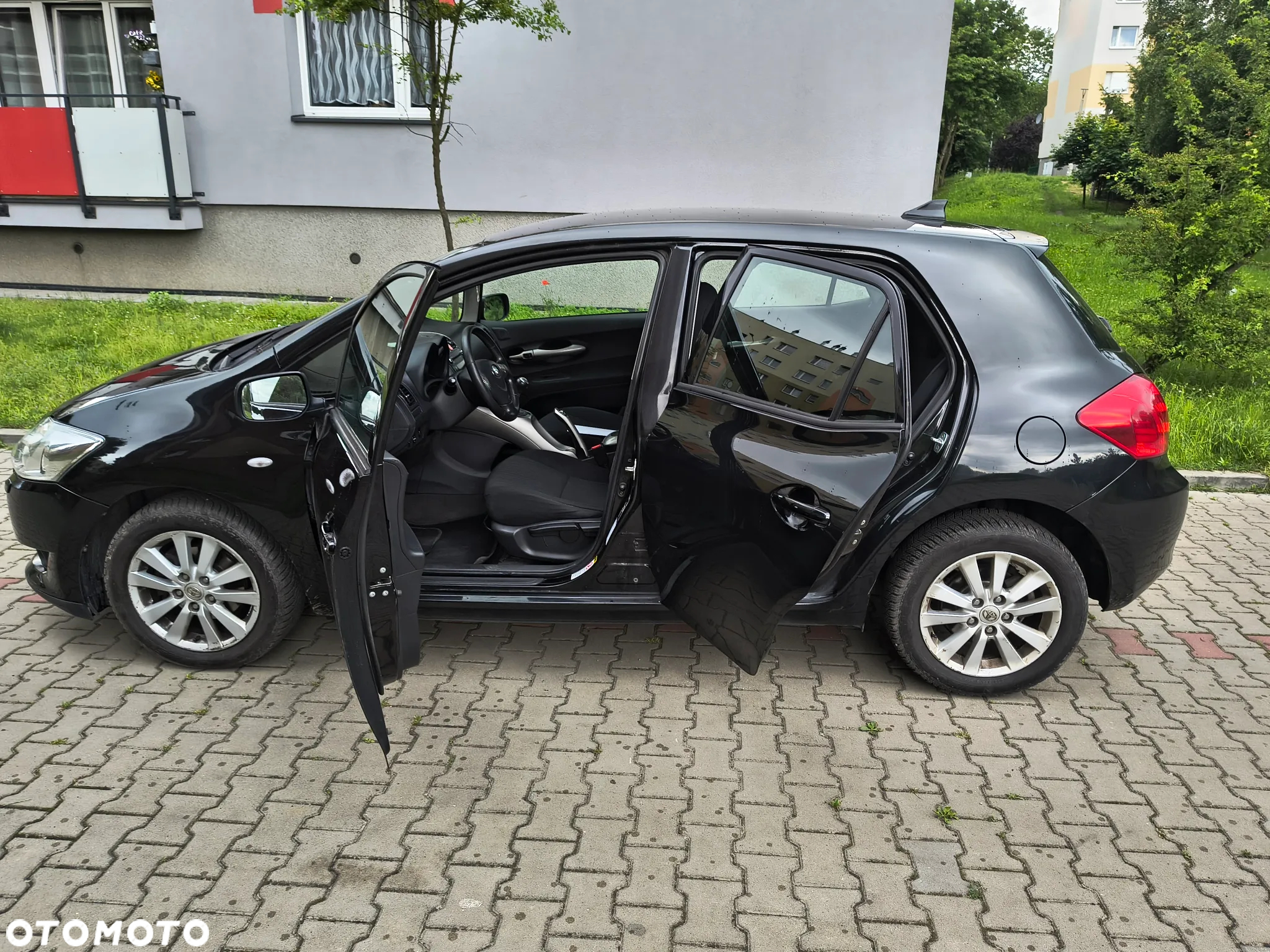 Toyota Auris 1.6 VVT-i Premium - 9