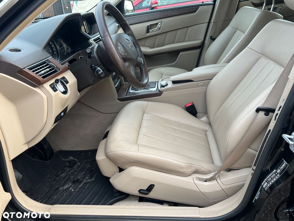 Mercedes-Benz Klasa E 250 CDI DPF BlueEFFICIENCY Automatik Elegance - 20