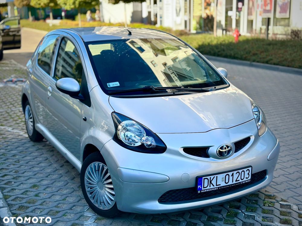 Toyota Aygo City - 3