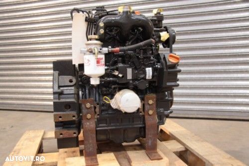 Motor case cx220b - 1