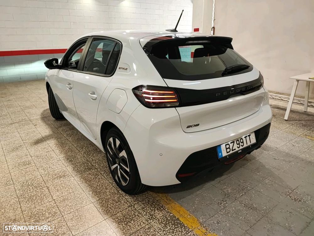 Peugeot 208 1.2 Style - 2