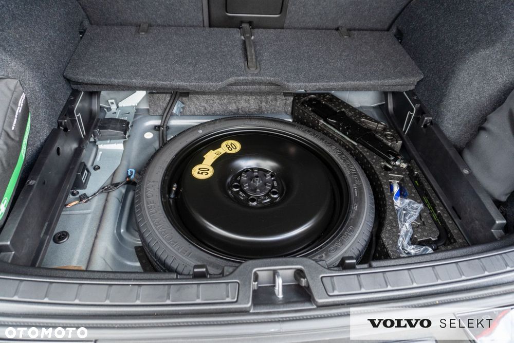 Volvo XC 40 - 36
