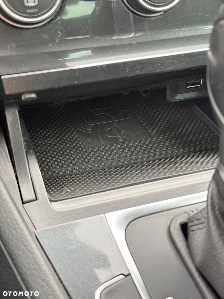 Volkswagen Golf 2.0 TDI SCR DSG Highline - 29