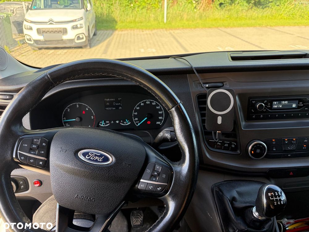 Ford Transit - 10