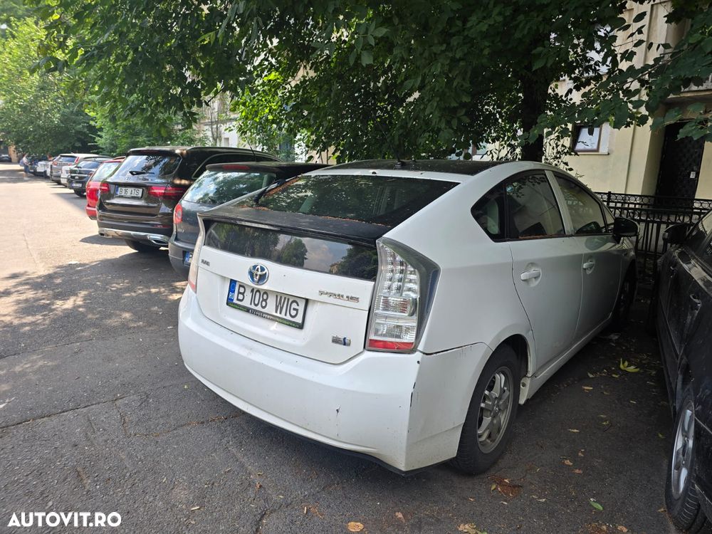 Toyota Prius HSD Luna - 4