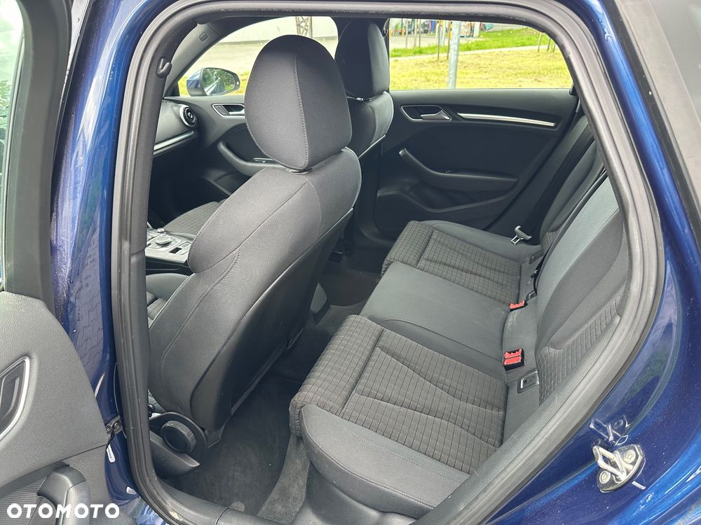 Audi A3 Sportback - 10
