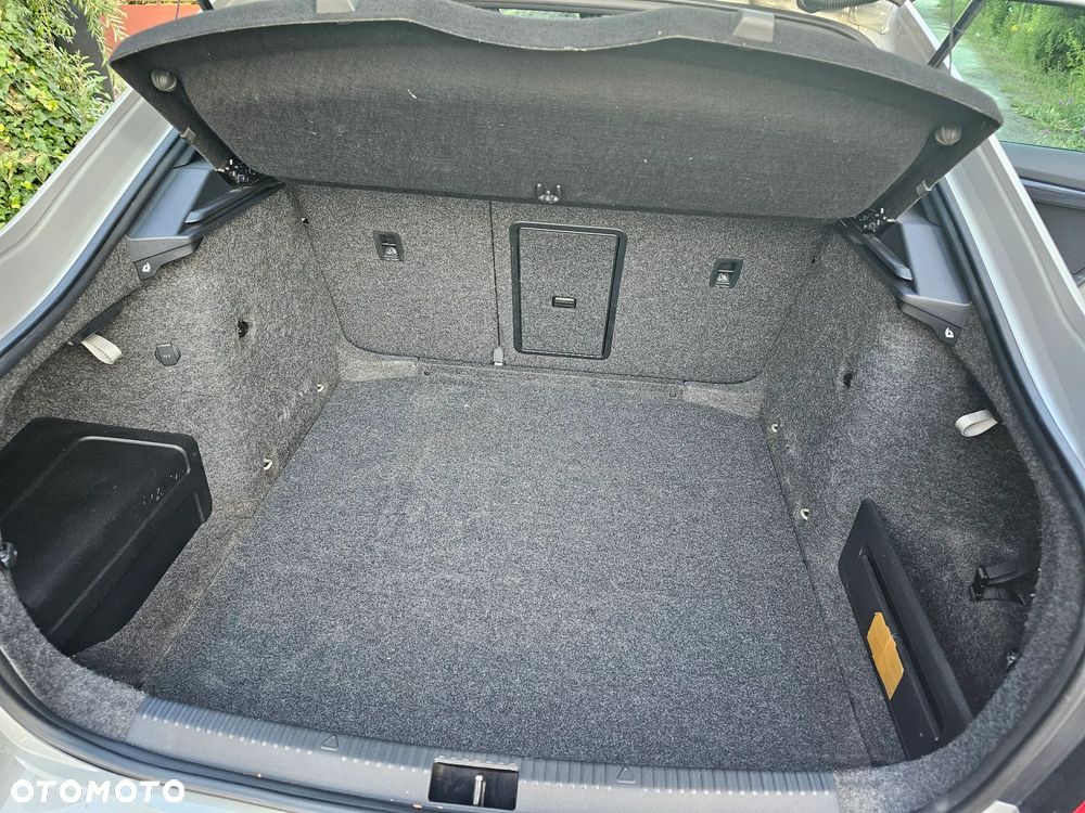 Skoda Octavia 2.0 TDI DSG RS - 12