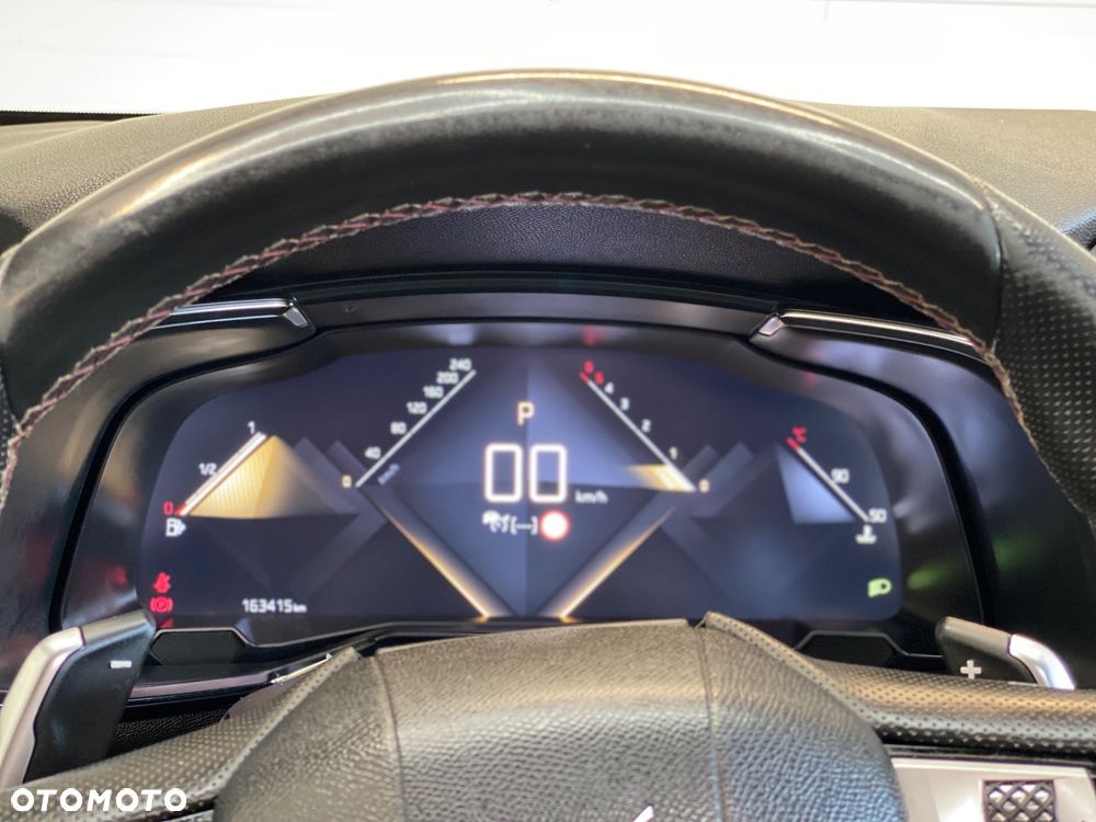 DS Automobiles DS 7 Crossback 2.0 BlueHDi Performance Line + - 31