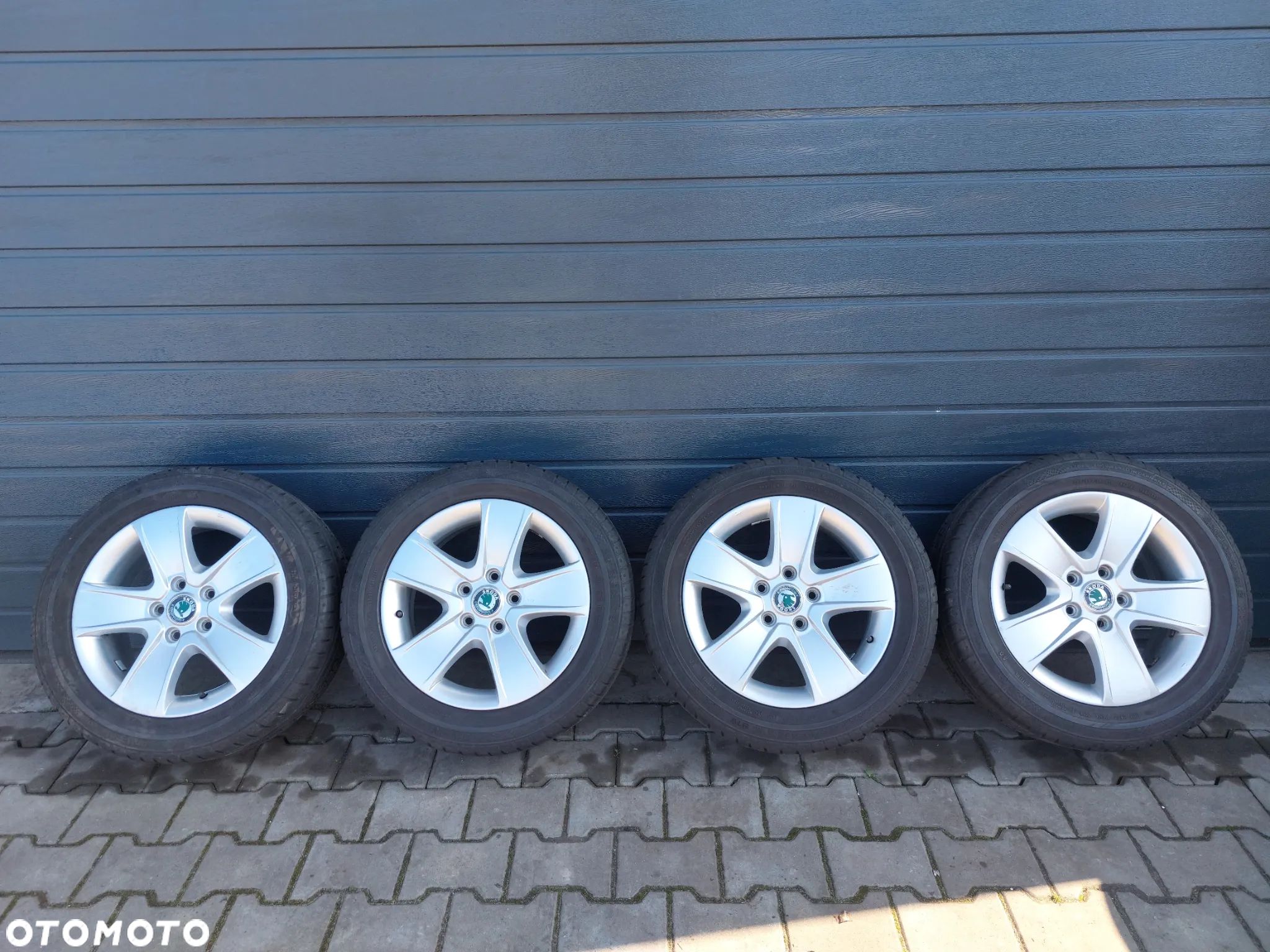 SKODA OCTAVIA II FELGI KOŁA R16 6.5J ET50 5X112 ORYGINAŁ PROSTE! OPONY 205/55 16 CONTINENTAL SPORTCONTACT 2 DOT18 - 1