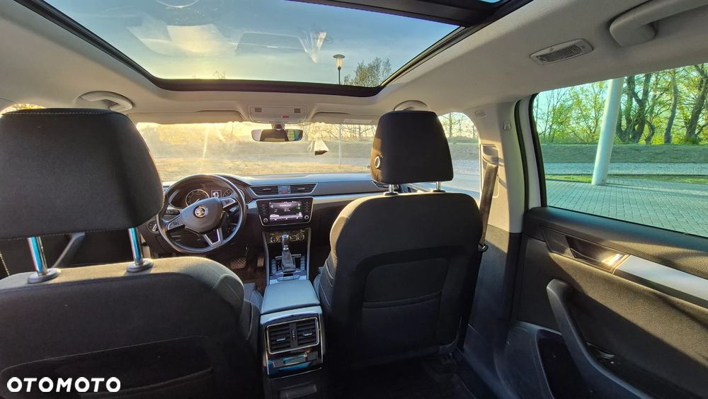 Skoda Superb 1.8 TSI Ambition DSG - 12