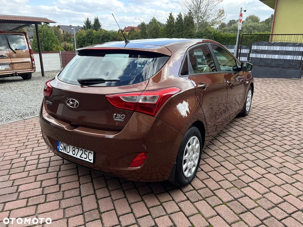 Hyundai i30 1.4 Comfort - 4