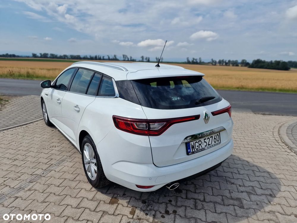 Renault Megane 1.5 dCi Bose EDC - 13