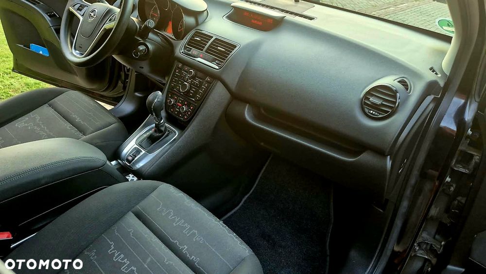Opel Meriva 1.7 CDTI Cosmo - 11