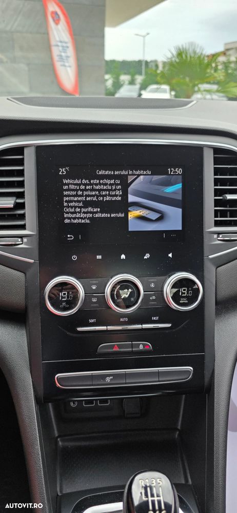 Renault Megane TCe 140 GPF Equilibre - 39