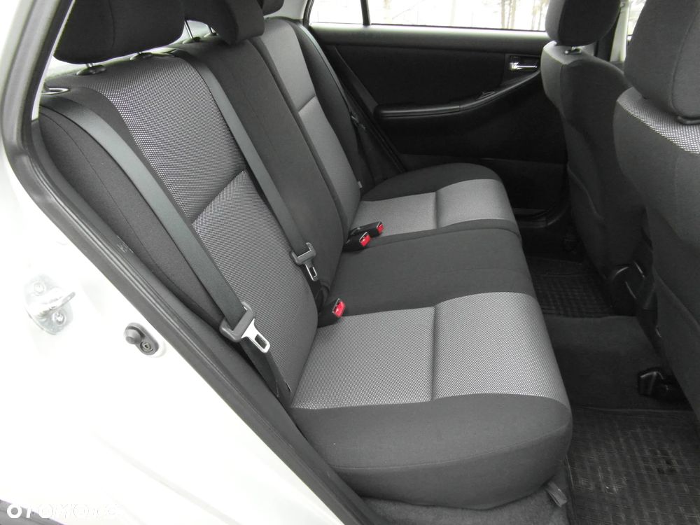 Toyota Corolla 1.6 VVT-i Automatik Executive - 35