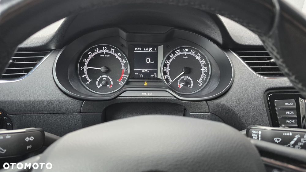 Skoda Octavia 1.6 TDI Ambition DSG - 22
