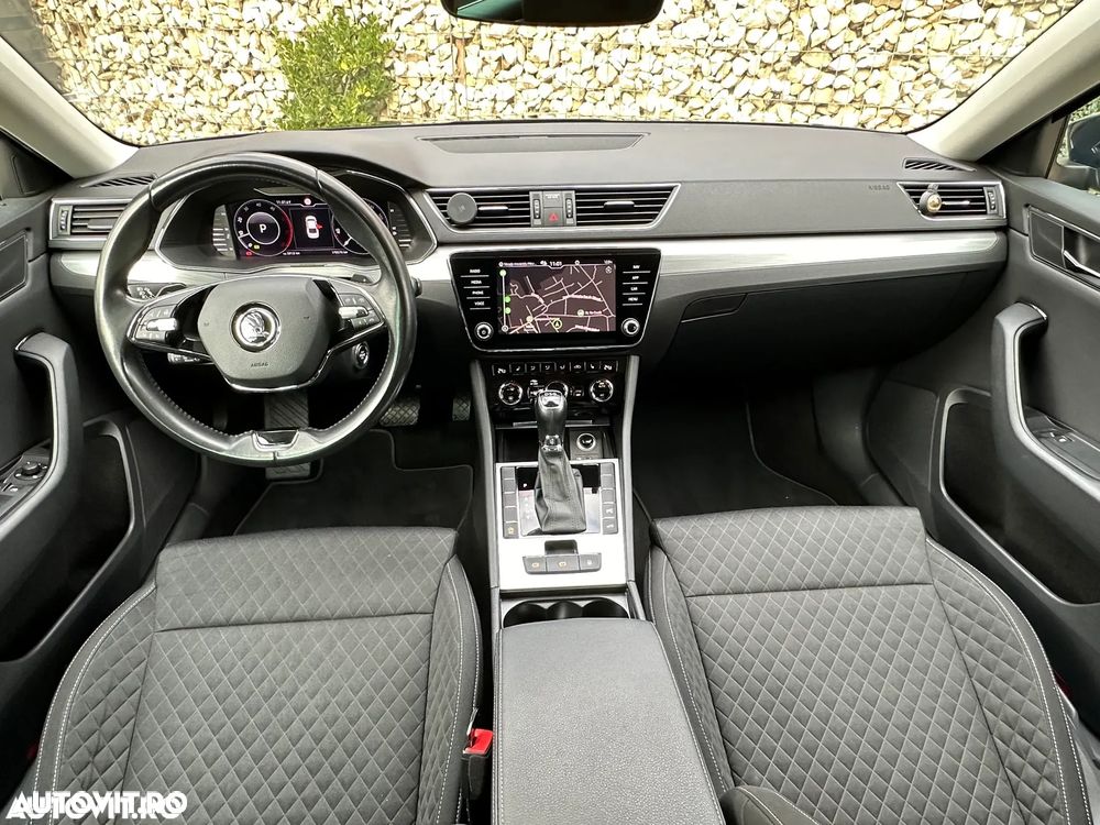 Skoda Superb 2.0 TDI DSG Premium Edition - 5
