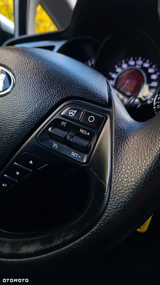 Kia Ceed 1.4 CVVT Attract - 23