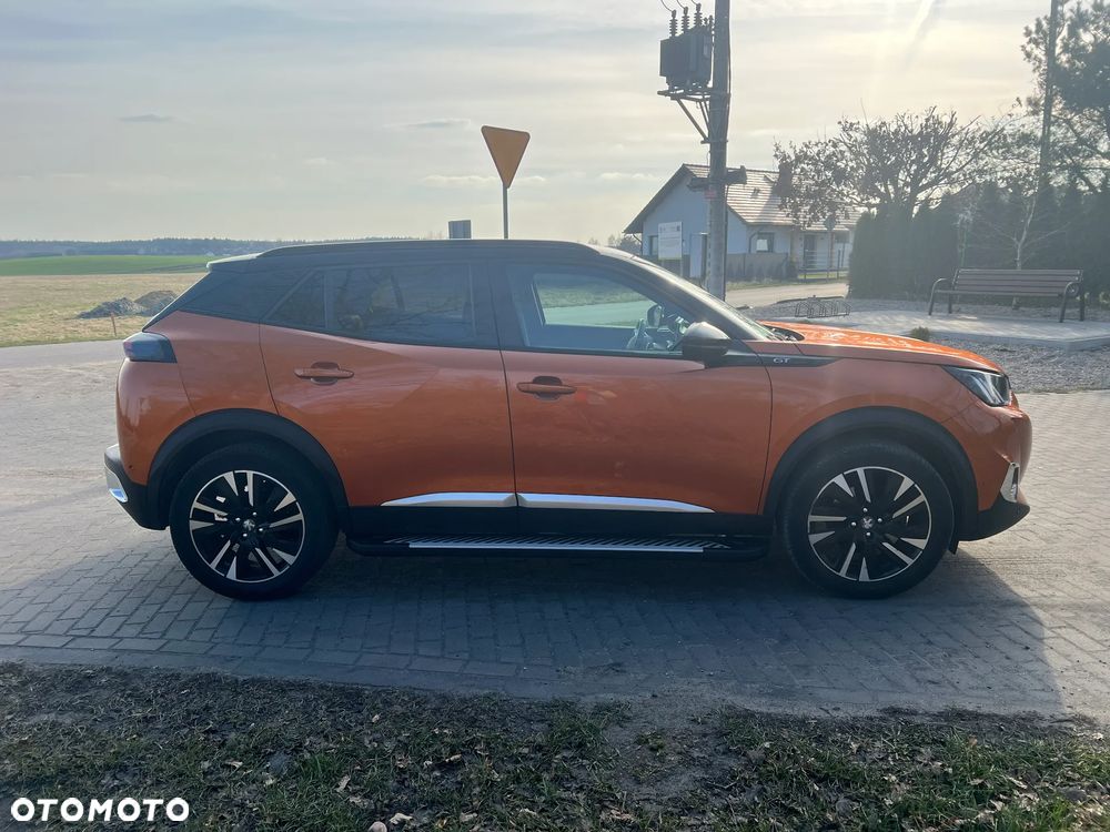 Peugeot 2008 PureTech 155 EAT8 GT - 4