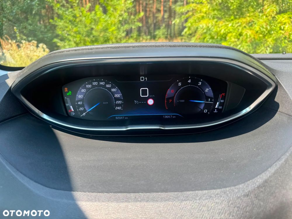 Peugeot 5008 PureTech 180 EAT8 Stop & Start Crossway - 34
