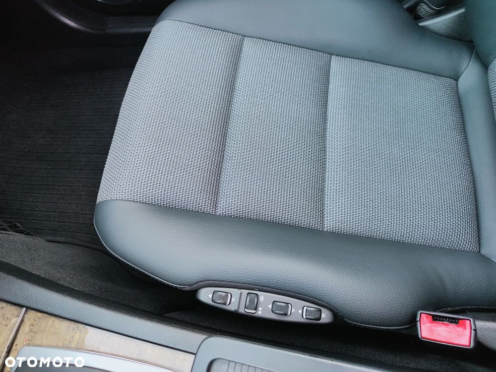 Mercedes-Benz Klasa C 350 CDI DPF 4Matic 7G-TRONIC Avantgarde - 14